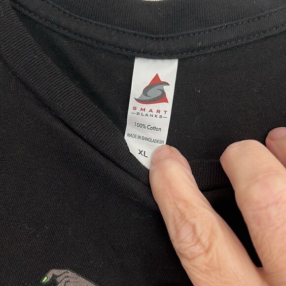 Gorillaz Virtual Band Graphic Tee shirt Riding in a Camouflage geep VTG RARE - Picture 3 of 5